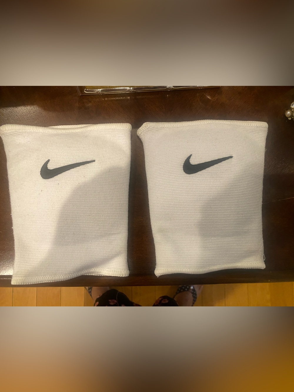 Nike White knee pads Medium/large woman used for volleyball season